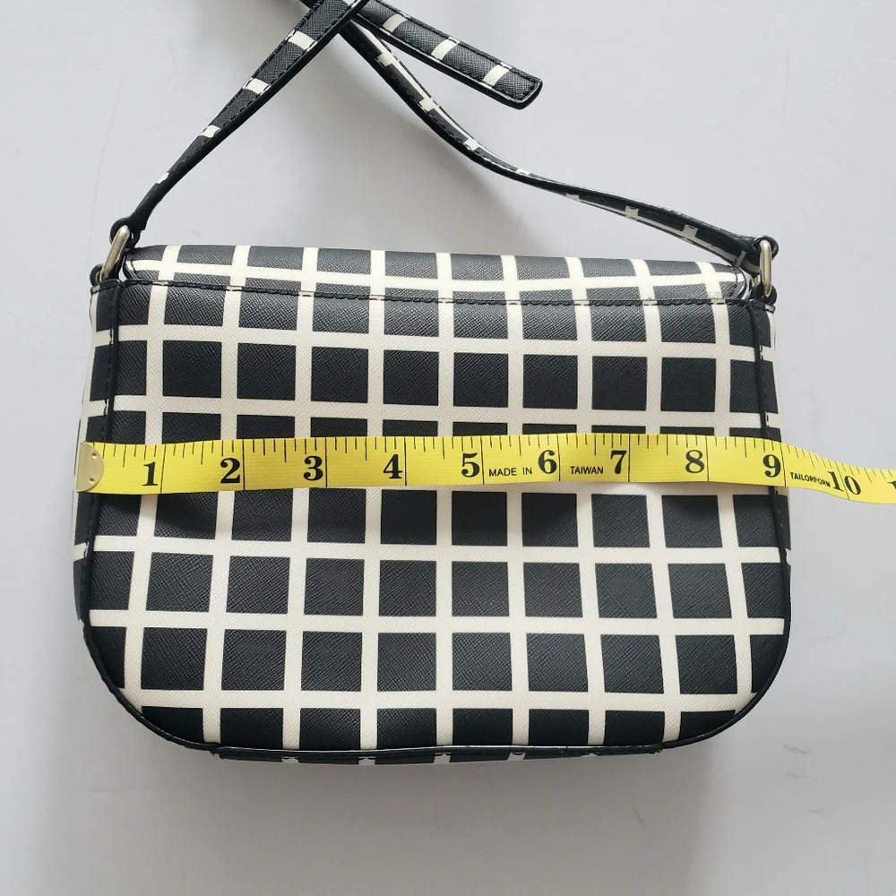 Kate Spade NWOT Saffiano Leather Crossbody Flap Bag NEVER USED.
